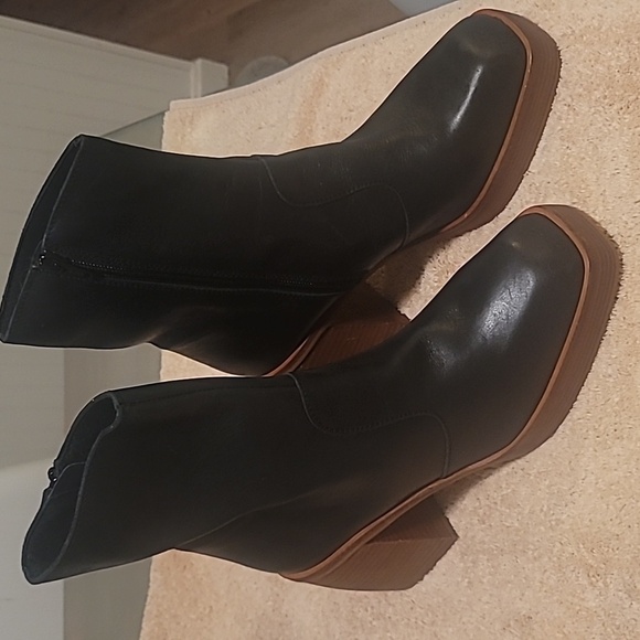 Free People Ruby Platform Booties In Black Women Sz 39.5 M - Picture 1 of 10